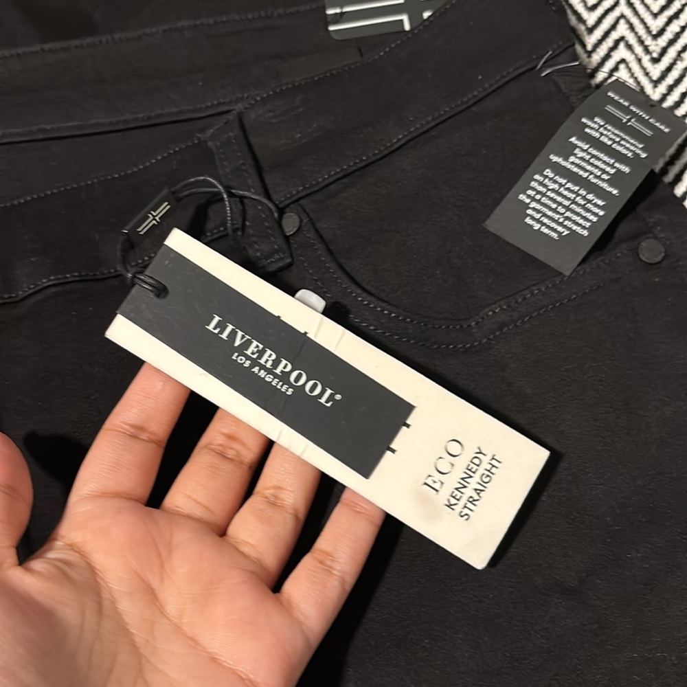Liverpool ECO Kennedy Straight Leg Jeans In Black | Sz 22W - Picture 3 of 9